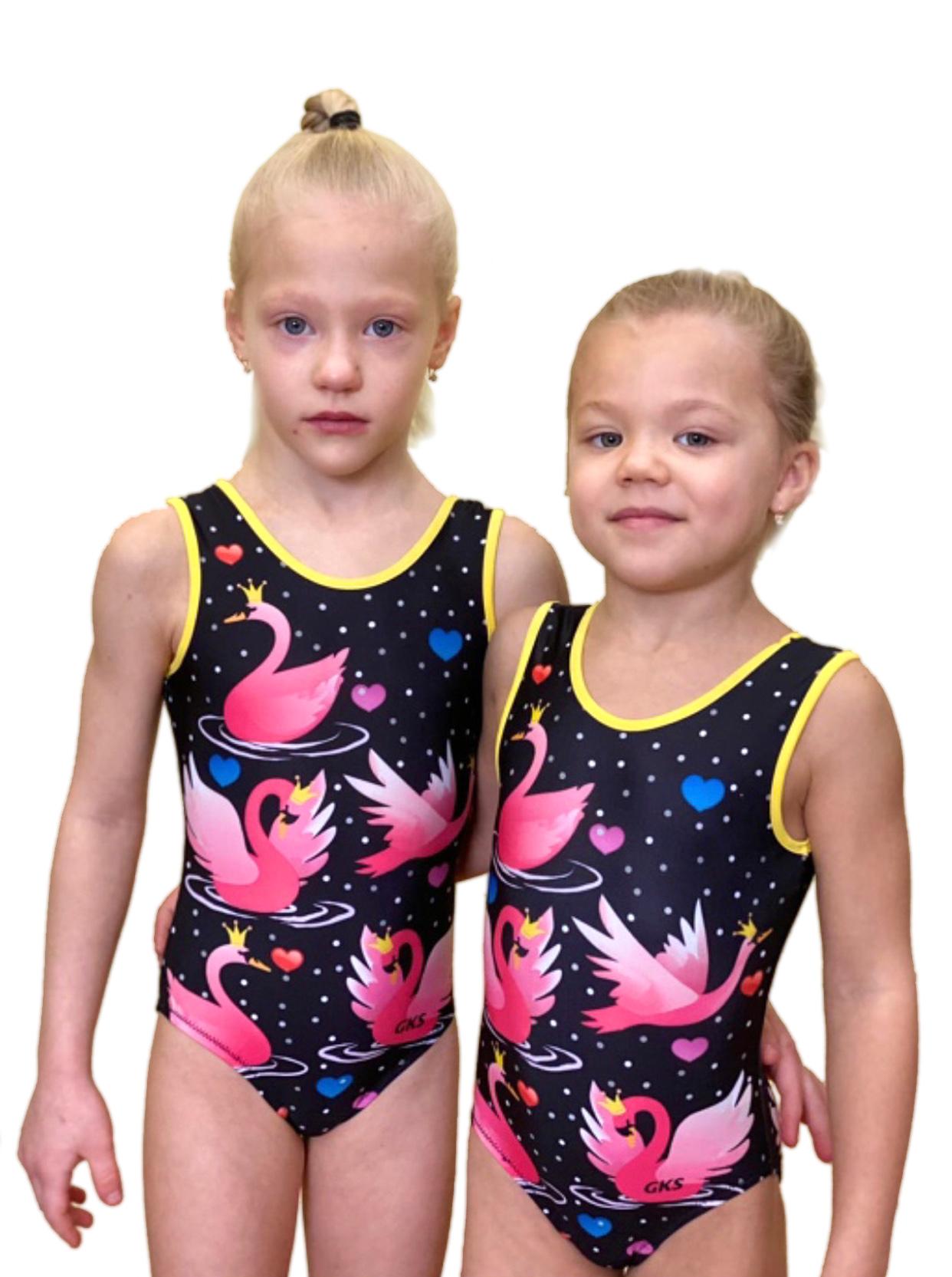 Купальник женский для спортивной гимнастики GK Sport 202-15 черный с розовыми лебедями без рукава