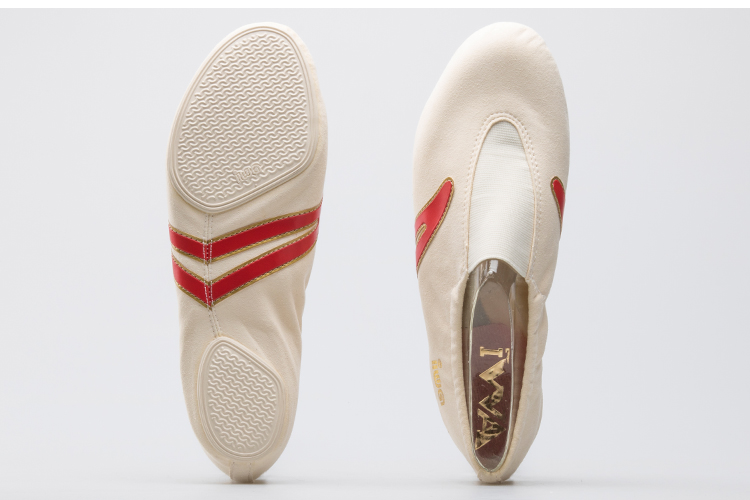 Чешки для спортивной гимнастики IWA-502 белые